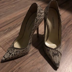 Sarah Flint Python Pumps